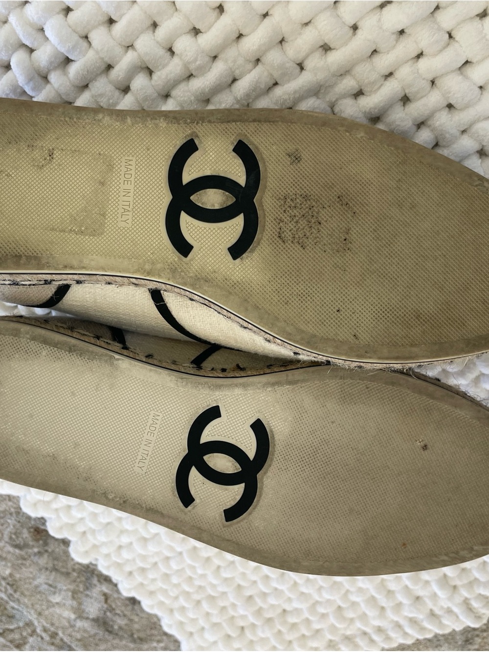CHANEL Beige White Espadrilles linen with pearl accents. Interlocking CC - Picture 11 of 16